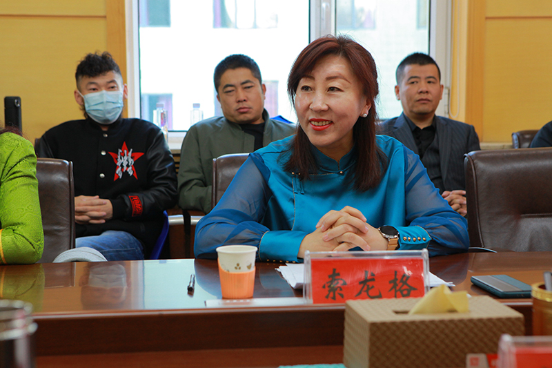 聚焦肃北模式推动人才培养基层乌兰牧骑人才培养座谈会在我校召开