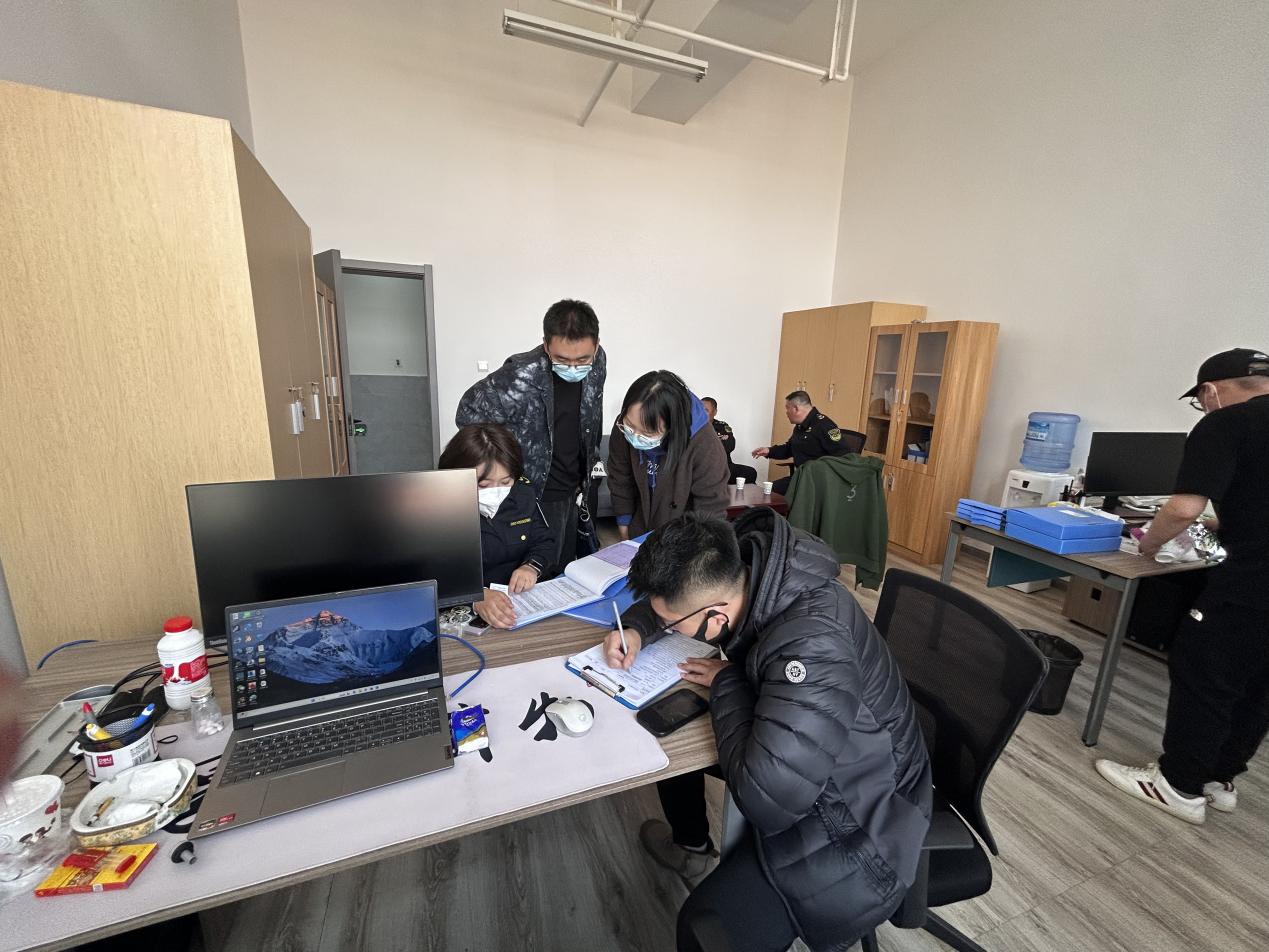 后勤保障处联合呼和浩特市市场监督管理局开展食品安全专项检查